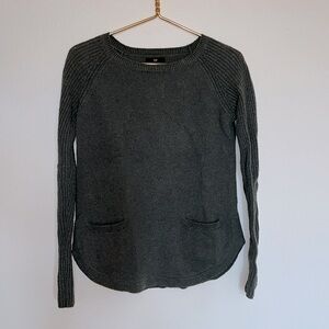 Women’s Gap Sweater